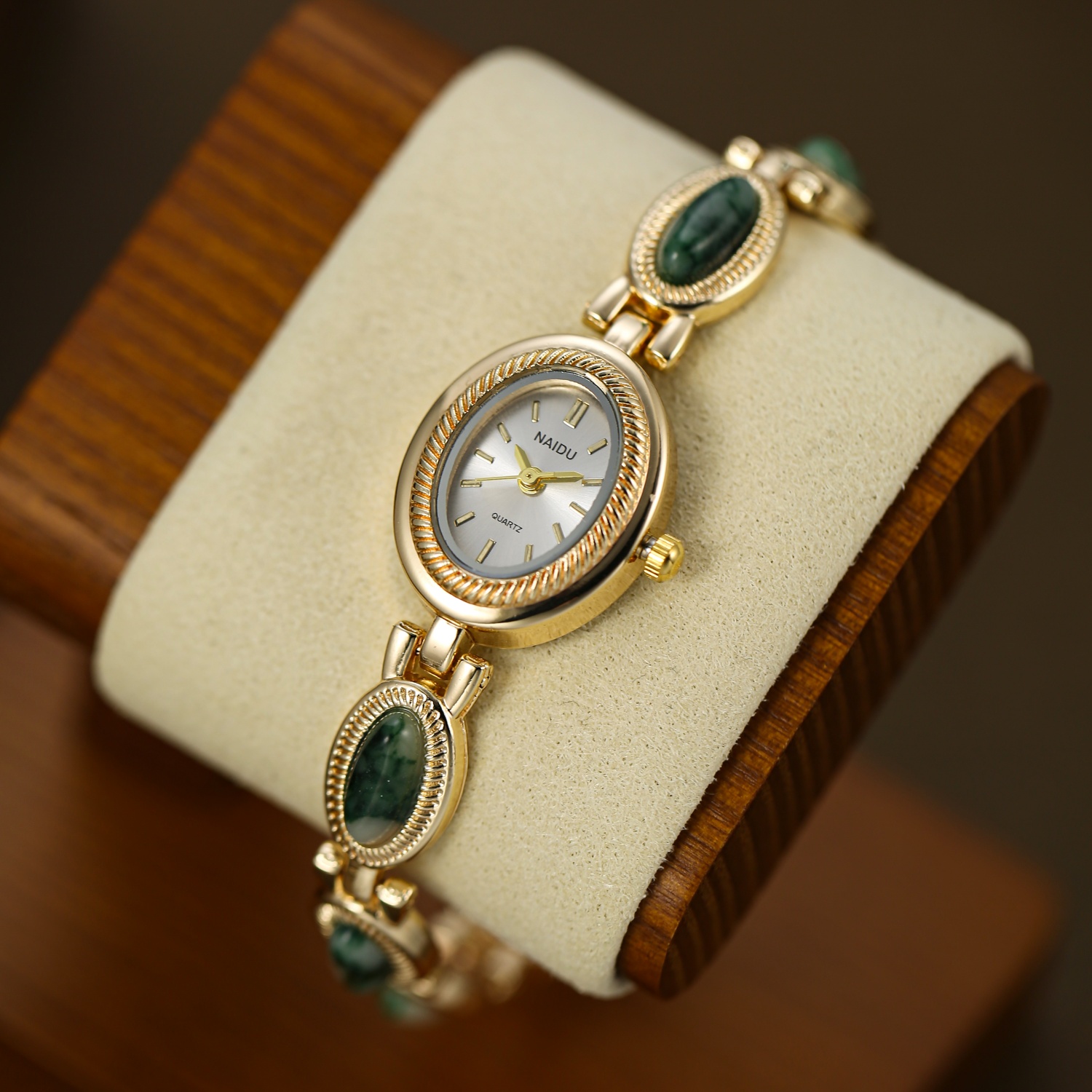 Stones Watches & Jewelry In Sweden Ab - Jam Tangan Tali Bertatahkan Batu Buatan